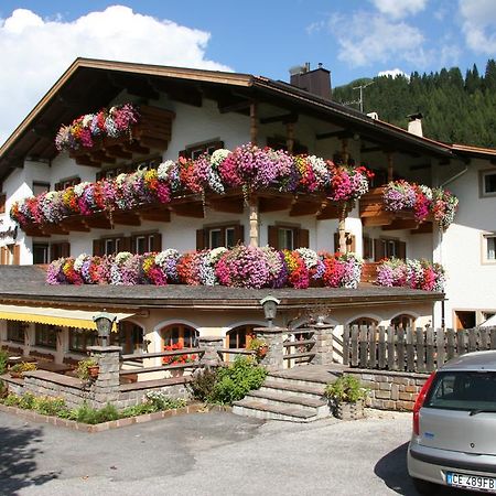 Hotel Mooserhof Sexten Esterno foto