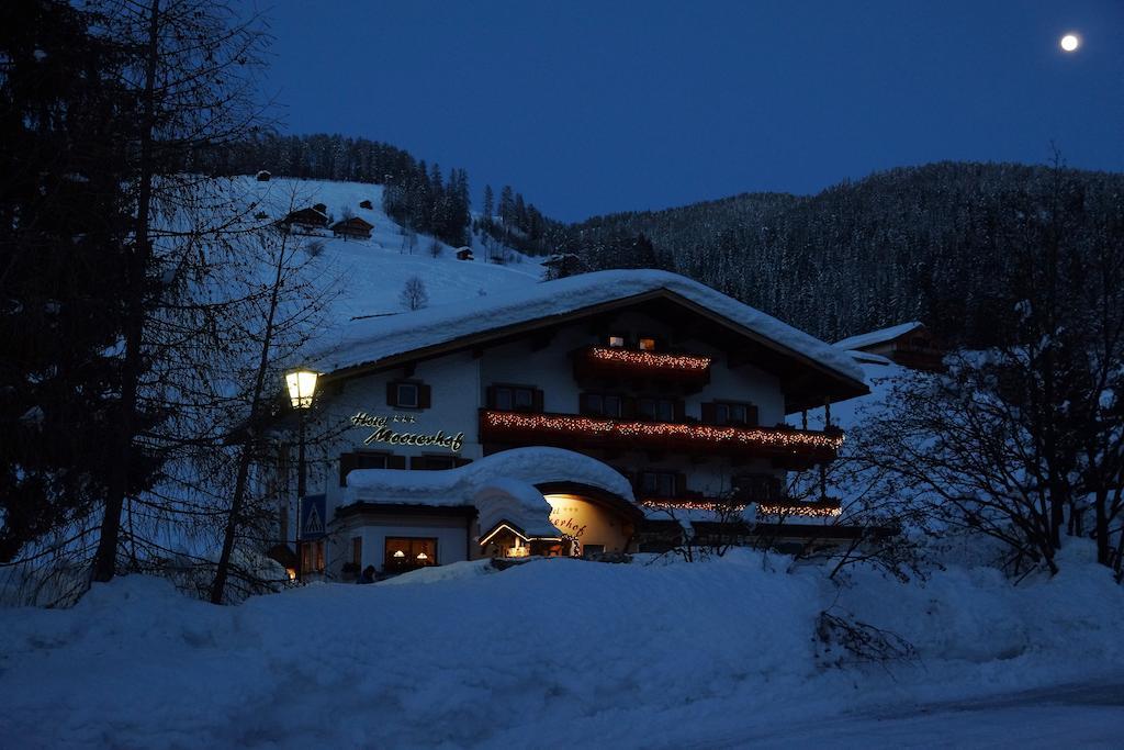 Hotel Mooserhof Sexten Esterno foto