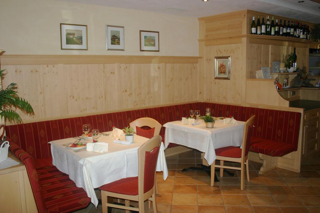 Hotel Mooserhof Sexten Esterno foto